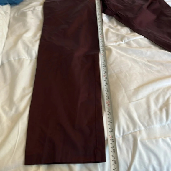 Club Monaco cotton/nylon casual pants burgundy size 10. Office wear light weught - Picture 9 of 10